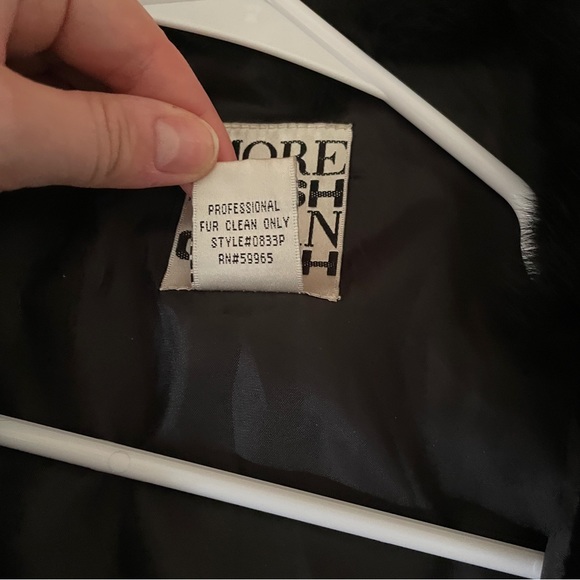 True vintage fur jacket - best for a small - Picture 3 of 4